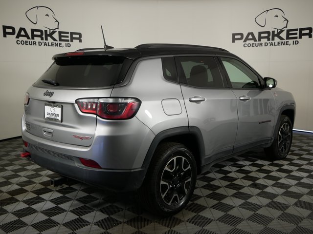 Used 2019 Billet Silver Metallic Clearcoat Jeep Trailhawk image 5