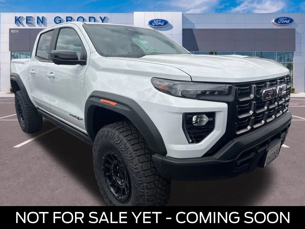 2024 GMC Canyon 4WD AT4X Crew Cab Short Box's photo