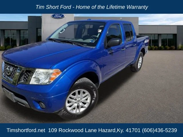 Used 2015 Blue Nissan SV image 3