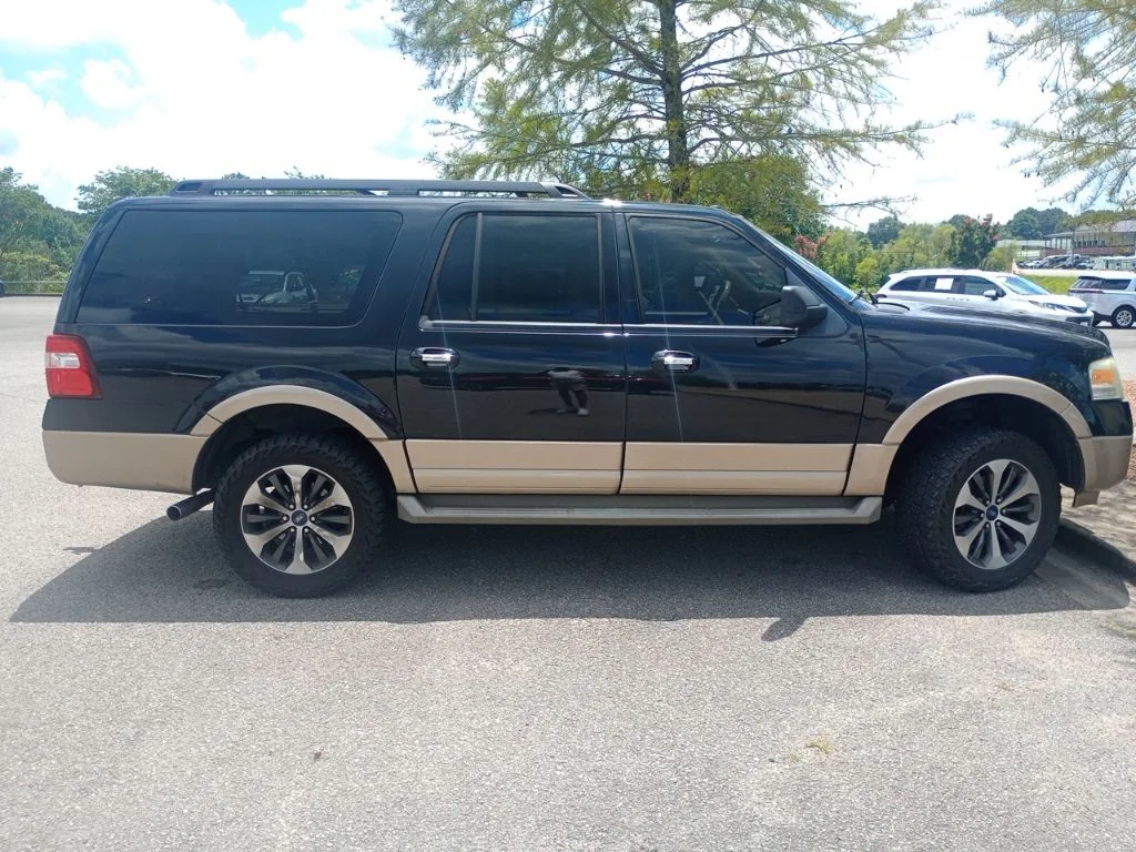 Used 2013 Black Ford  image 4