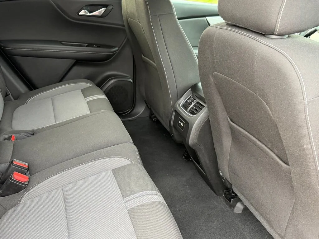 Used 2025 Habanero Orange Chevrolet 2LT image 40