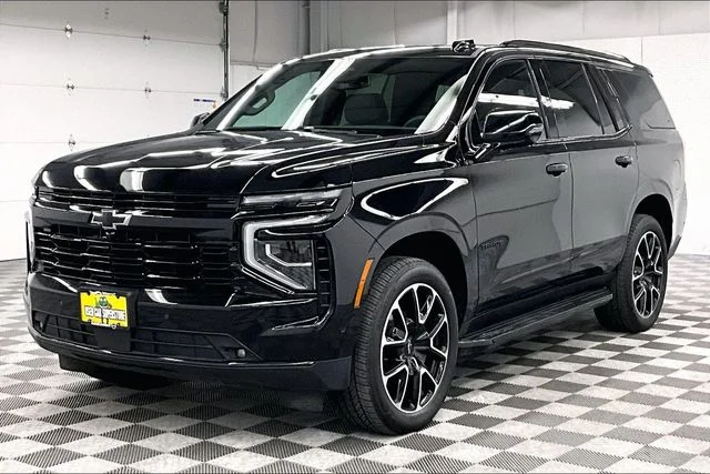 Used 2025 Black Chevrolet RST image 12