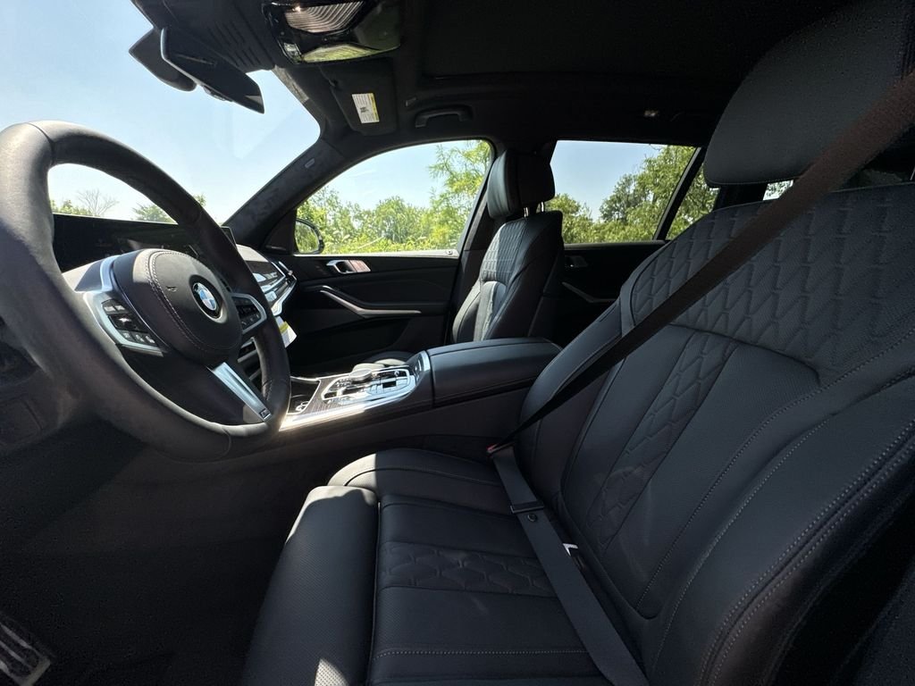 New 2027 Alpine White BMW xDrive40i image 13