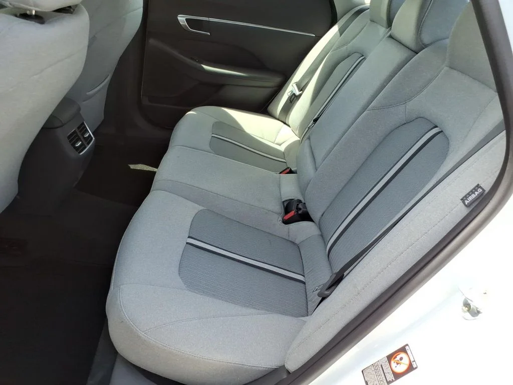Used 2021 Gray Hyundai SEL image 10