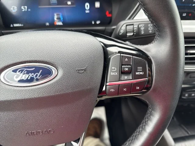 Used 2024  Ford Platinum image 35