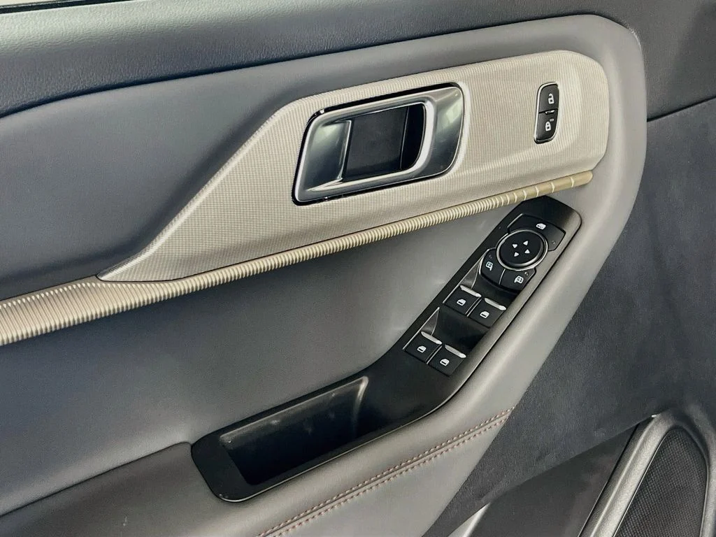 New 2026 Agate Black Metallic Ford Active image 12