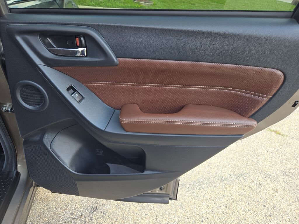 Used 2017 Brown Subaru 2.0XT Touring image 11