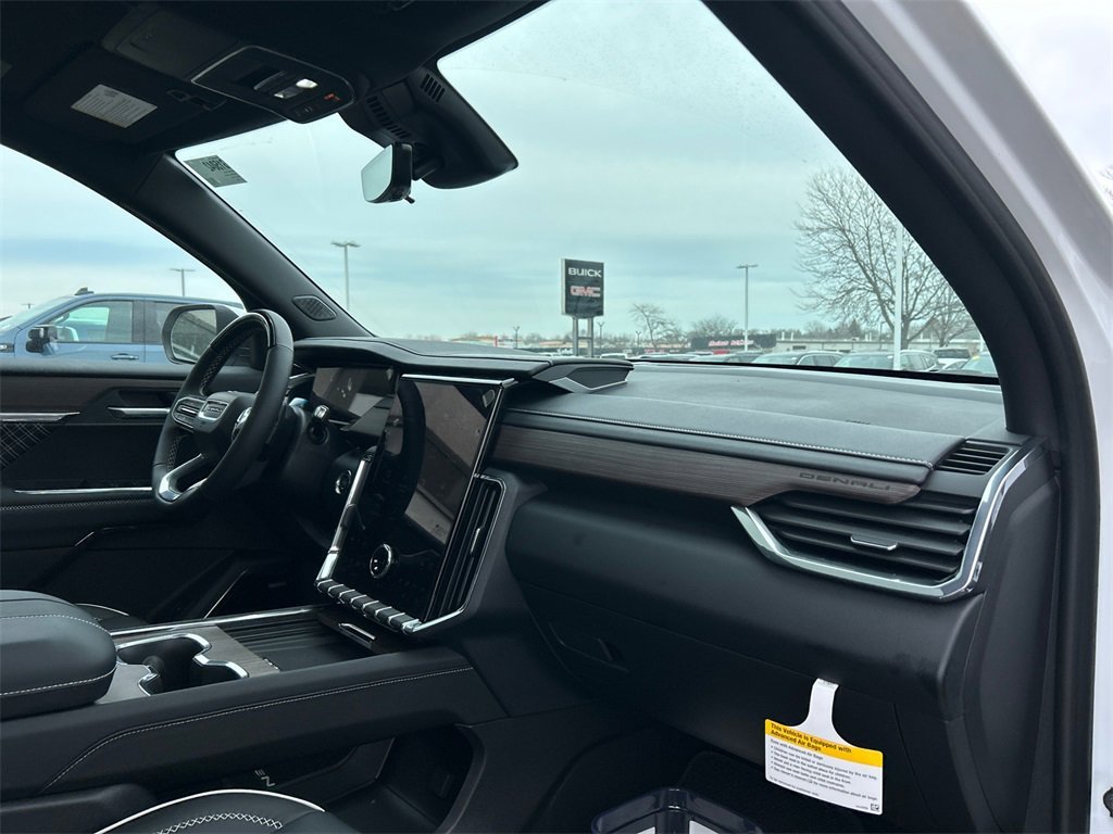 2026 GMC ACADIA - Image 37