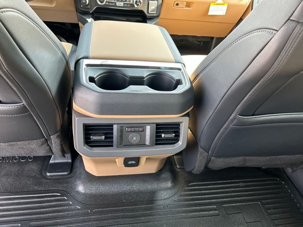 New 2026 Oxford White Ford Lariat image 41