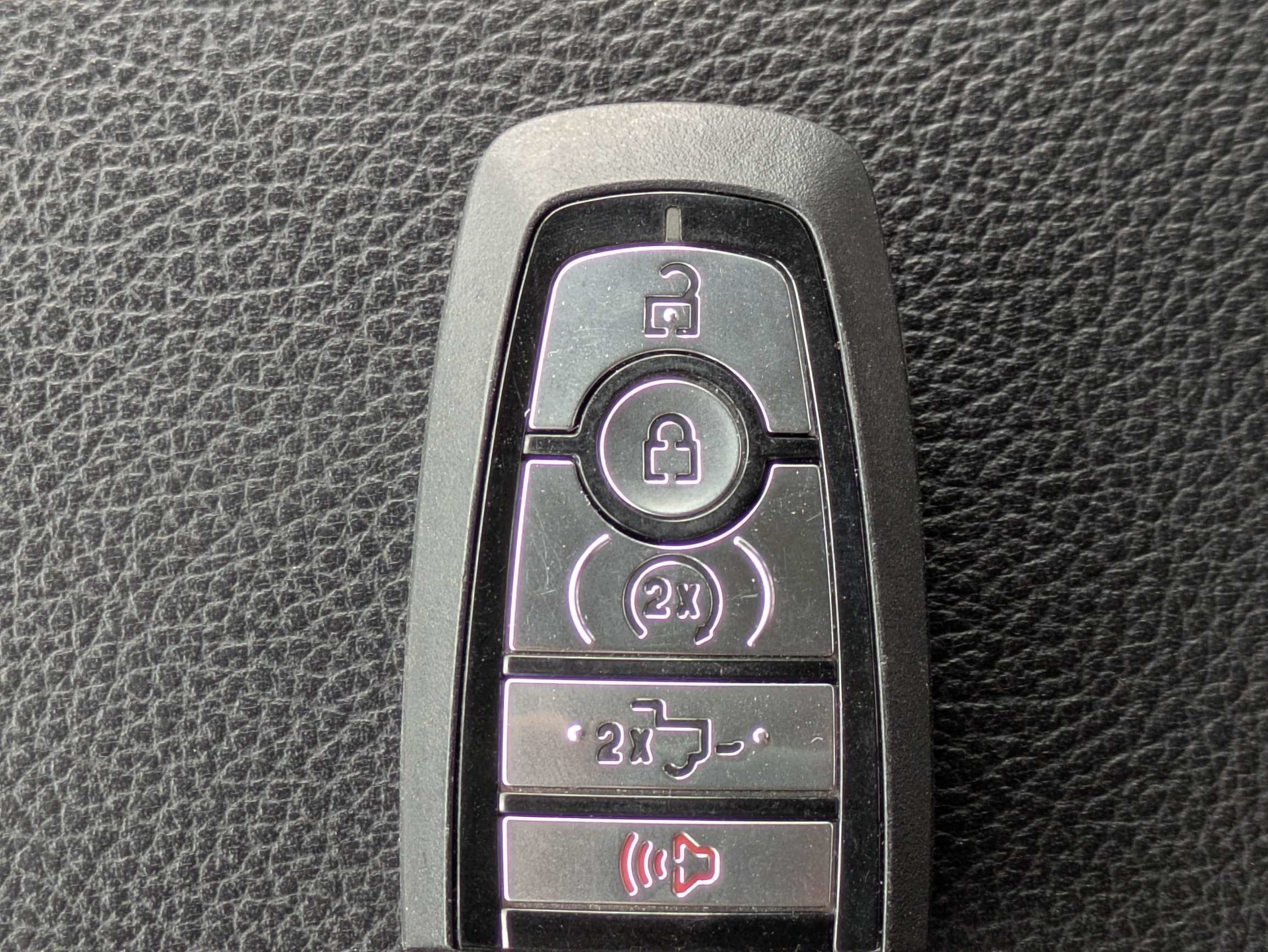 Used 2020 Velocity Blue Metallic Ford LARIAT image 40