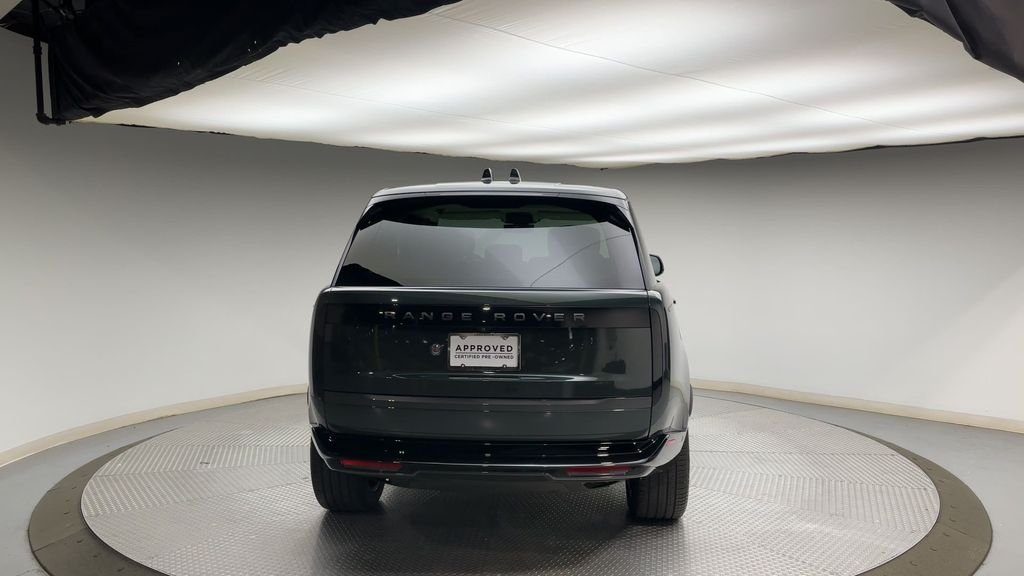 Used 2025 Belgravia Green Metallic Land Rover Autobiography image 3