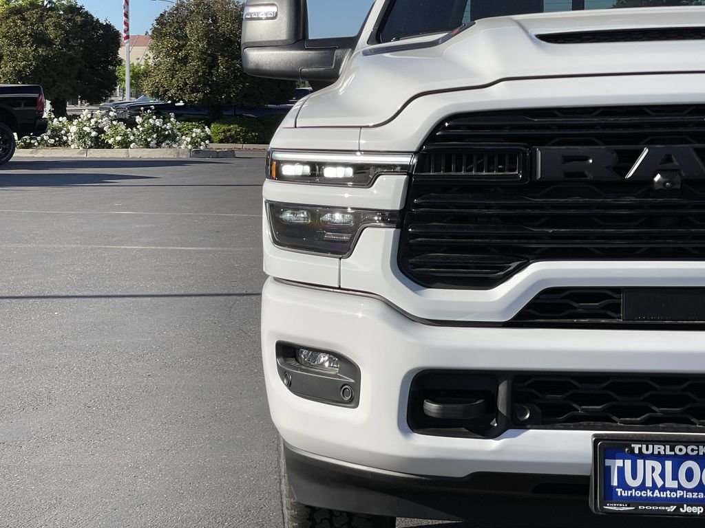 New 2026 Bright White Clear-Coat Exterior Paint RAM Laramie image 4