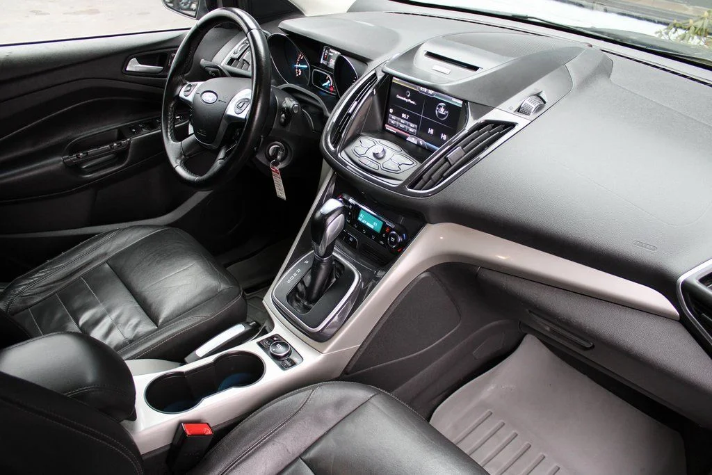 Used 2013 Tuxedo Black Ford SEL image 18
