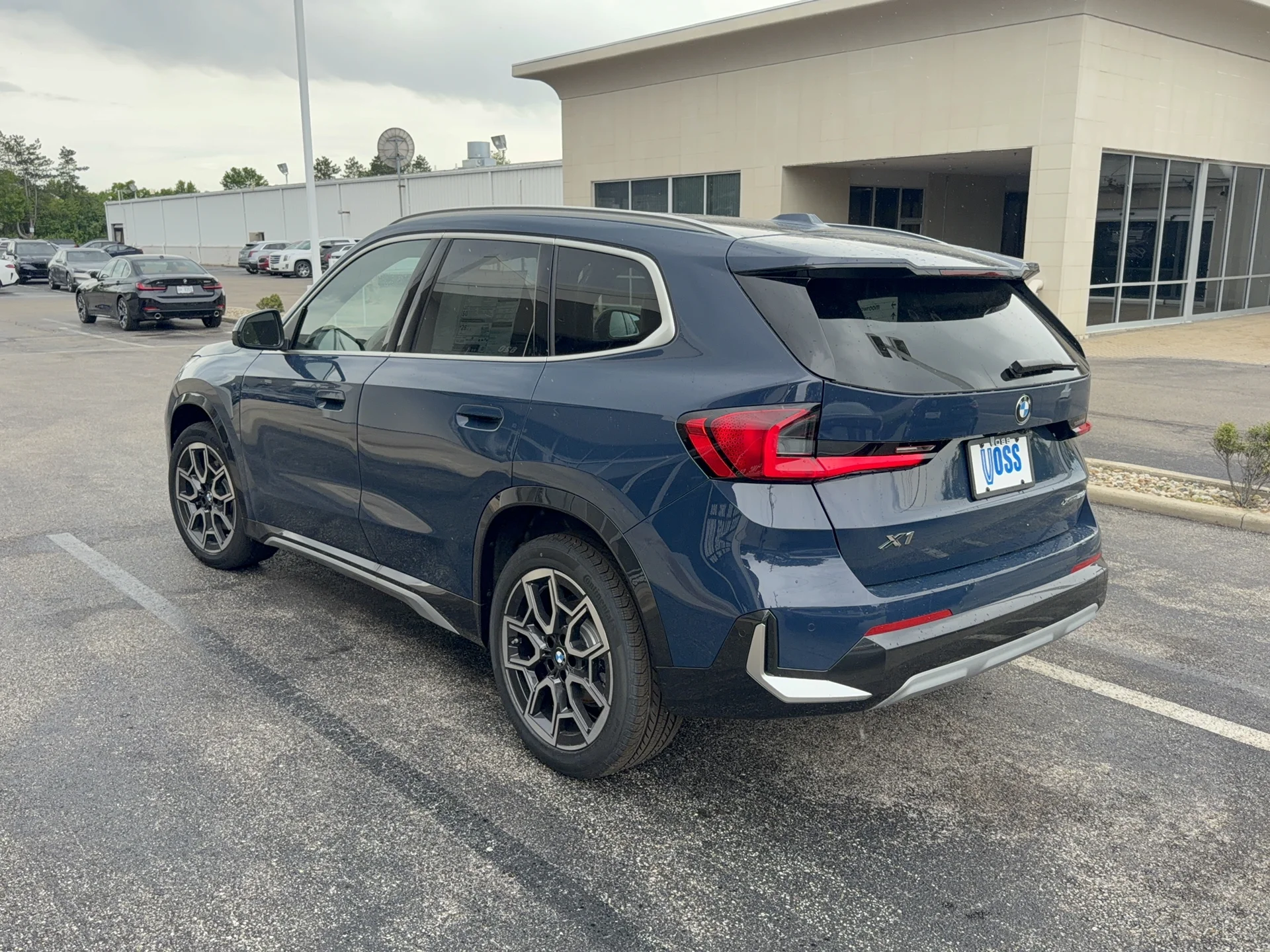New 2026 Night Dusk Blue Metallic BMW xDrive28i image 6