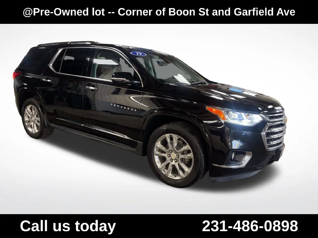 Used 2019 Black Chevrolet High Country image 7