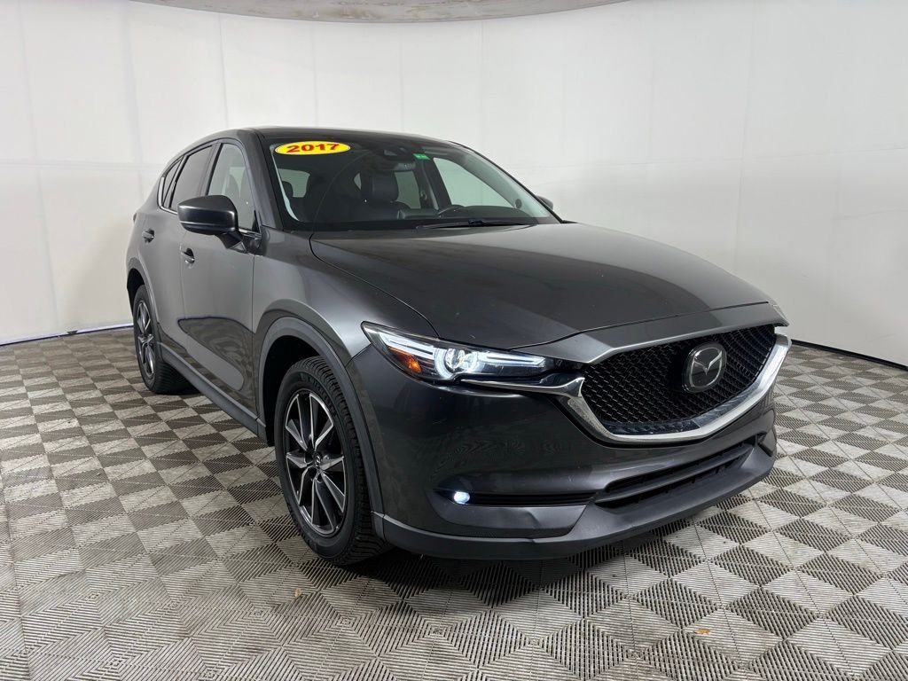 2017 Mazda CX-5 Grand Touring auto's photo