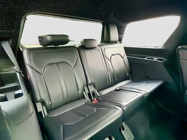 Used 2018 Black Ford Limited image 27
