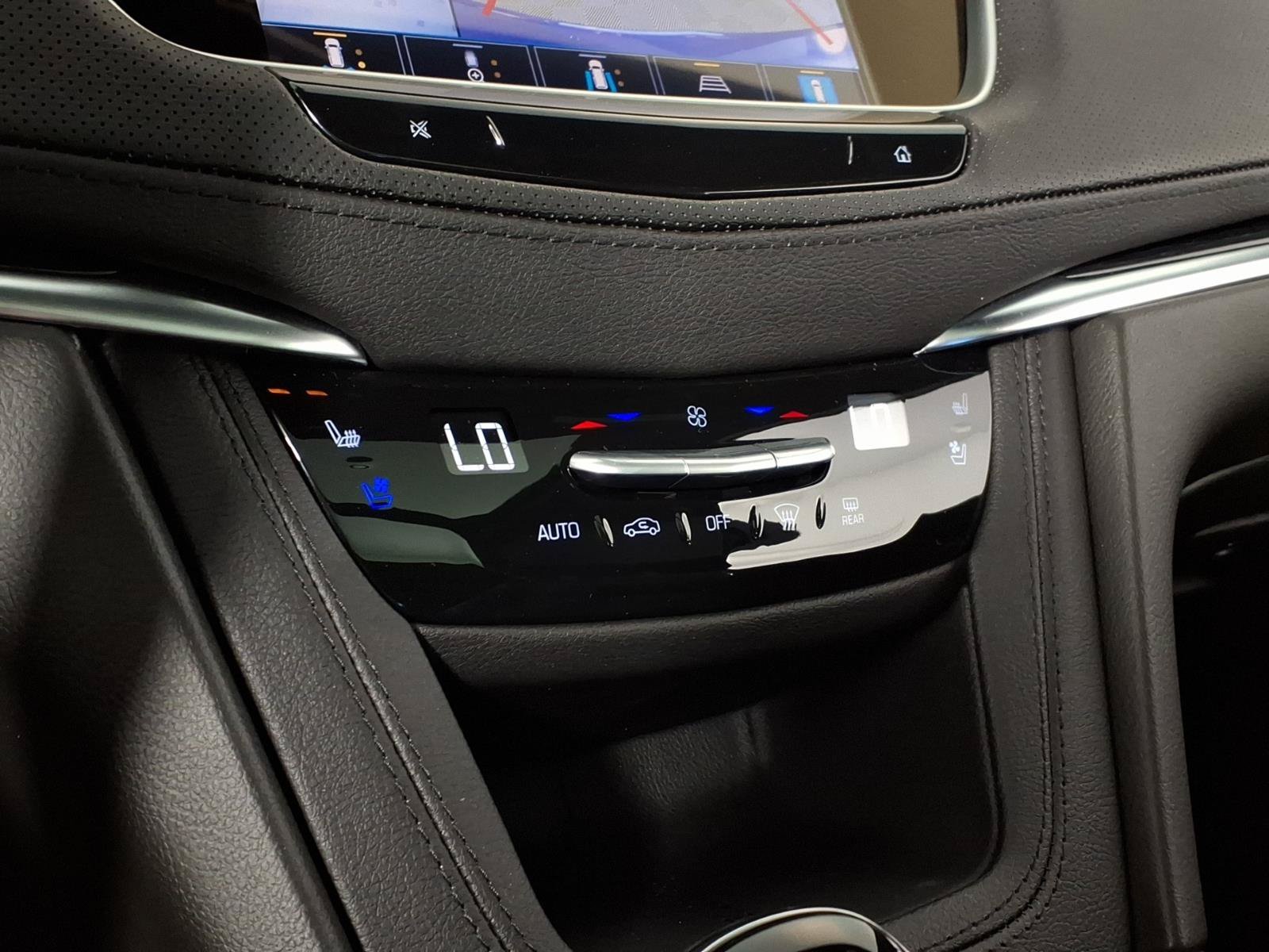 2026 Cadillac XT5 Premium Luxury - Photo 18