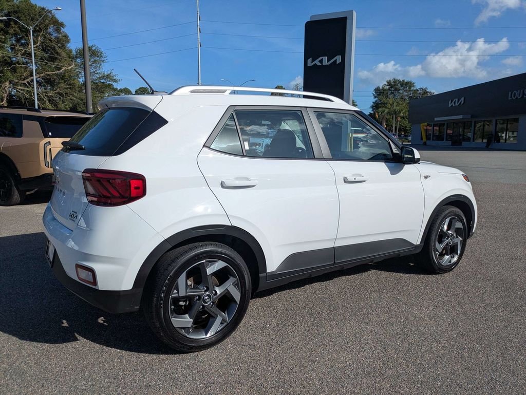 Used 2026 White Hyundai SEL image 4