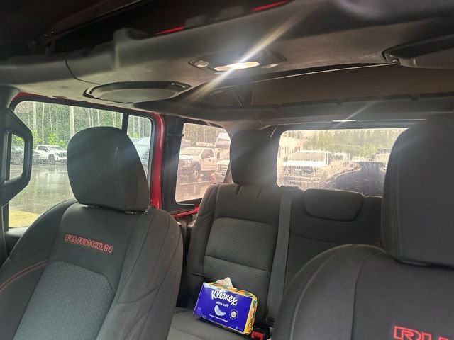 Used 2018 Red Jeep Unlimited Rubicon image 7
