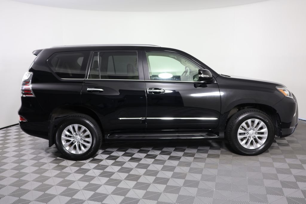 Used 2019 Onyx Black Lexus 460 image 9
