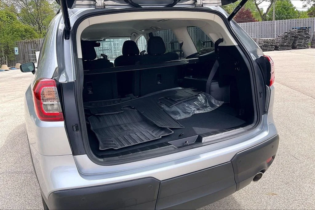 Used 2023 Silver Subaru Premium image 27