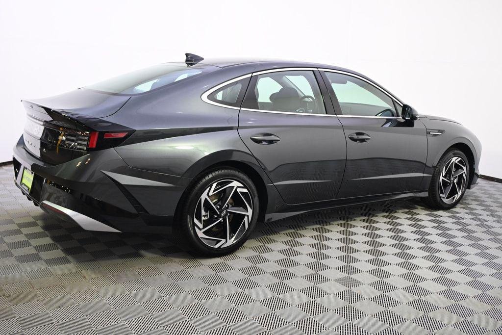 New 2026 Gray Hyundai SEL Sport image 7