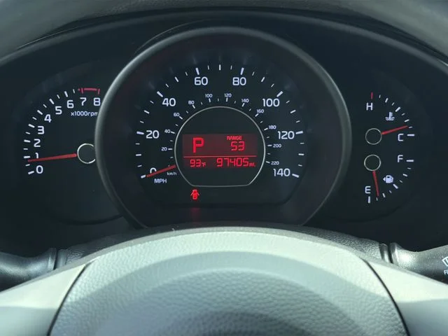 Used 2017 Gray Kia Base image 22