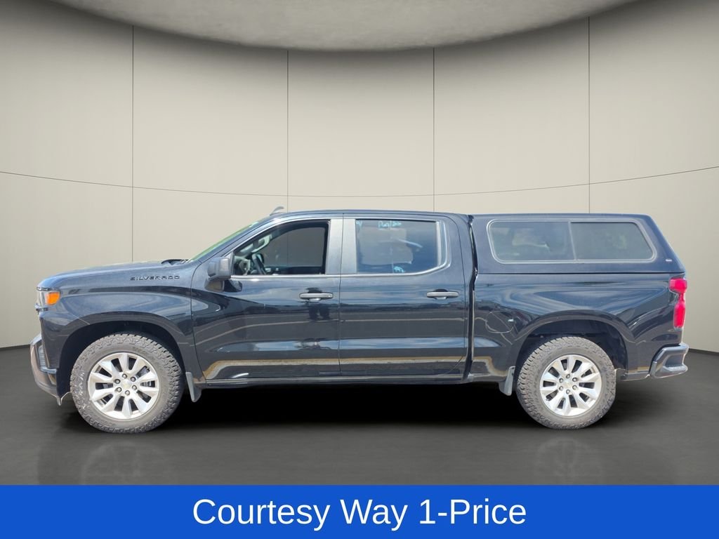 Used 2020 Black Chevrolet Custom image 5