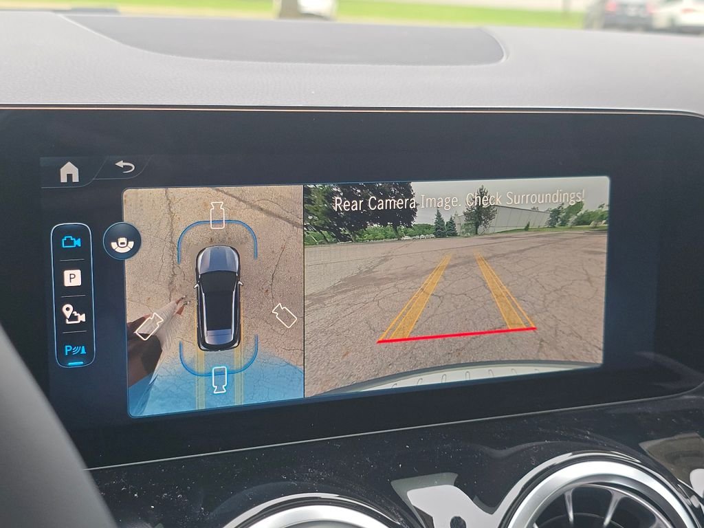 New 2026 Mountain Grey Metallic Mercedes-Benz GLA 250 image 30