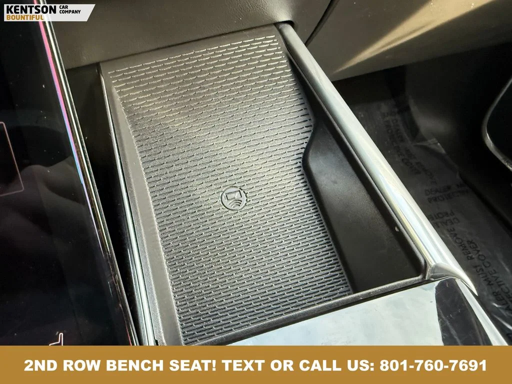 2025 Cadillac Escalade ESV Sport - Photo 30