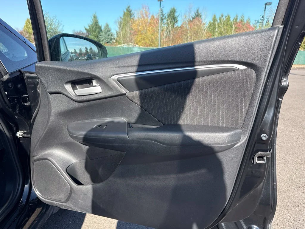 Used 2018 Crystal Black Pearl Honda EX image 23