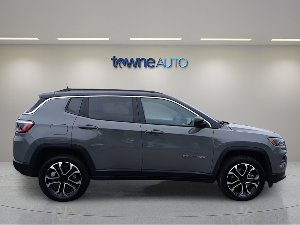 Used 2023 Gray Jeep Limited image 6