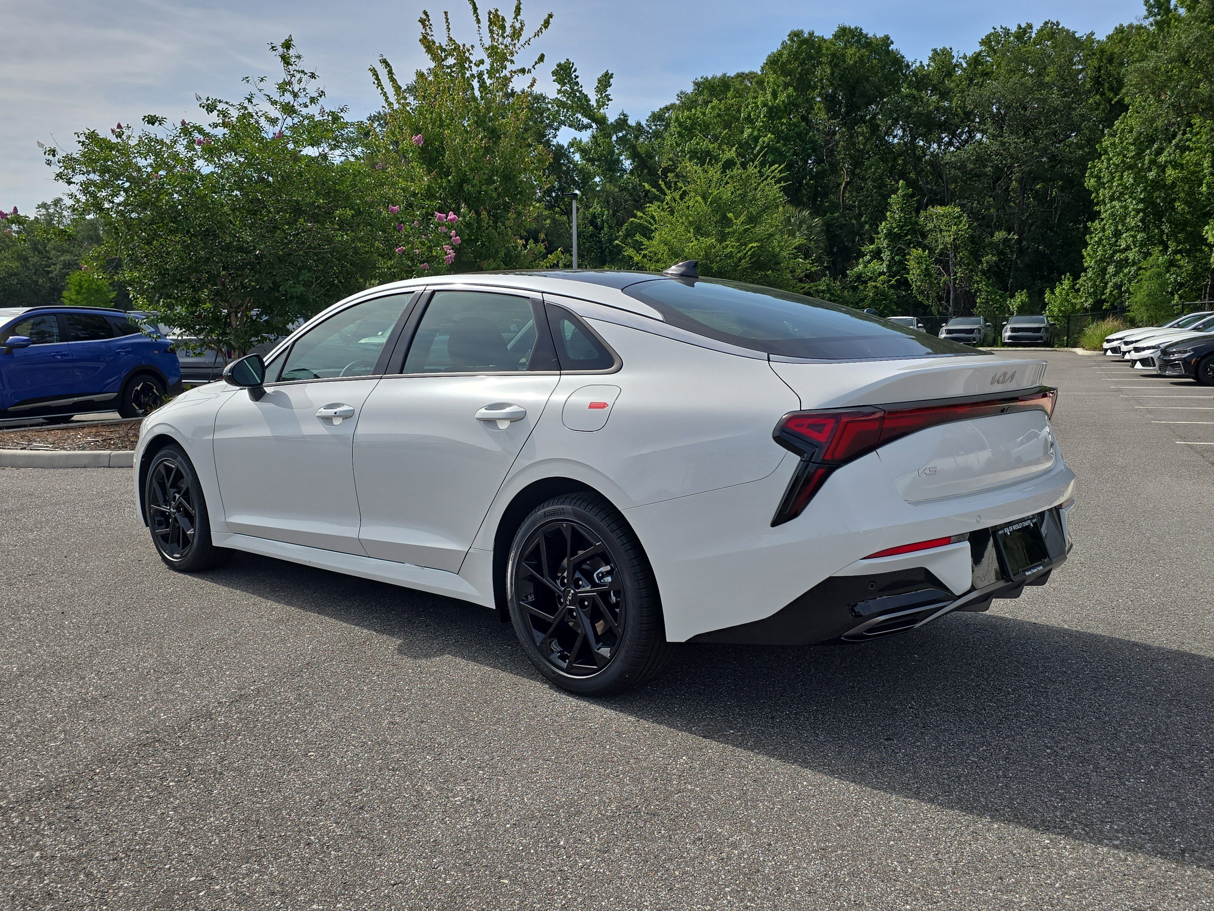 New 2026 Snow White Pearl Kia GT-Line FWD image 6