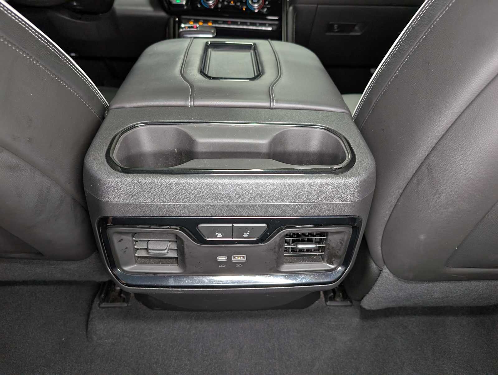 Used 2022 SUMMIT WHITE GMC AT4X image 16