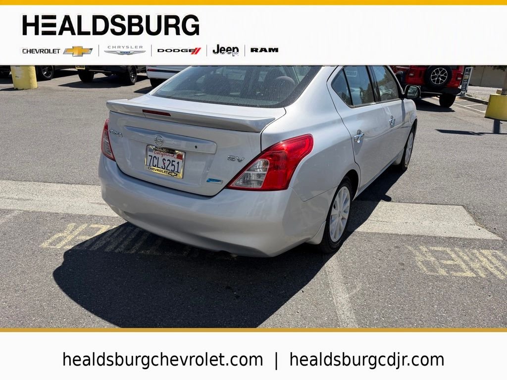 Used 2014 Silver Nissan 1.6 SV image 6