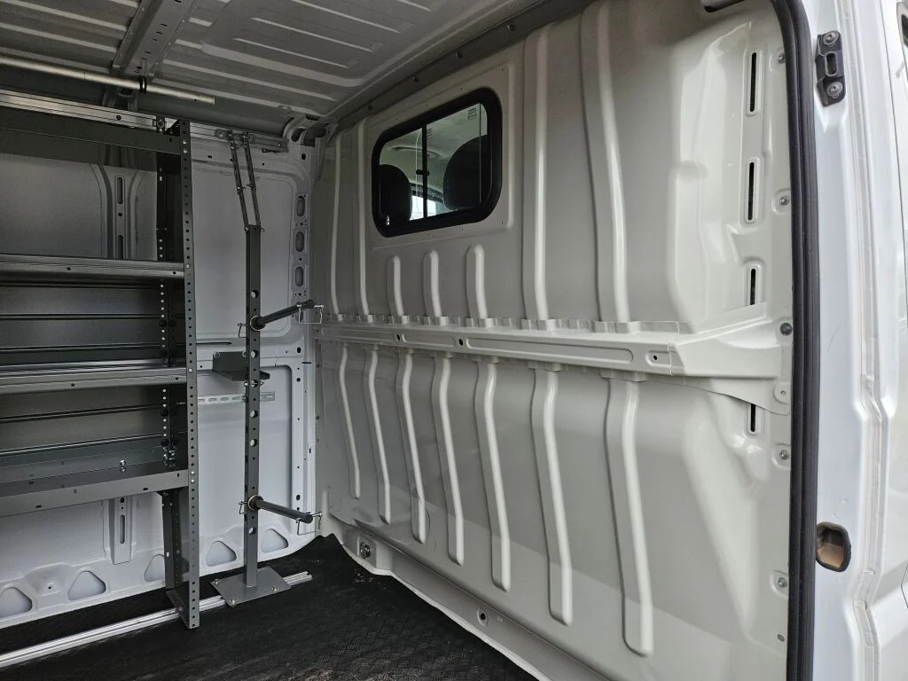 Used 2025 White Ram Base image 15
