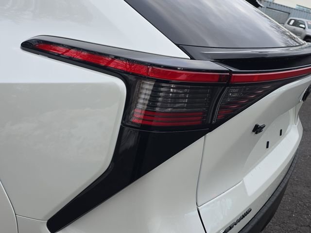 2026 Toyota bZ XLE - Photo 33