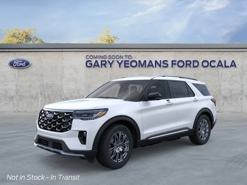 2026 Ford Explorer Platinum's photo