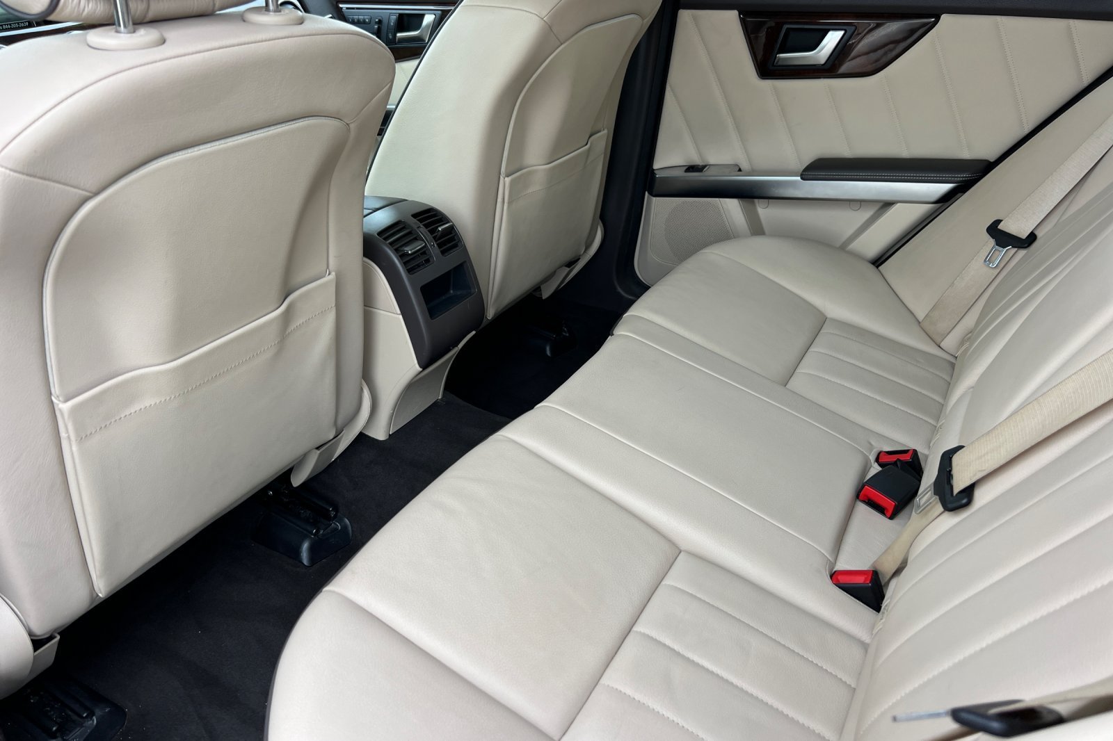Used 2014 Black Mercedes-Benz 250 image 4