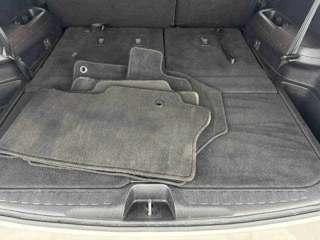 Used 2018 White Honda EX-L image 33