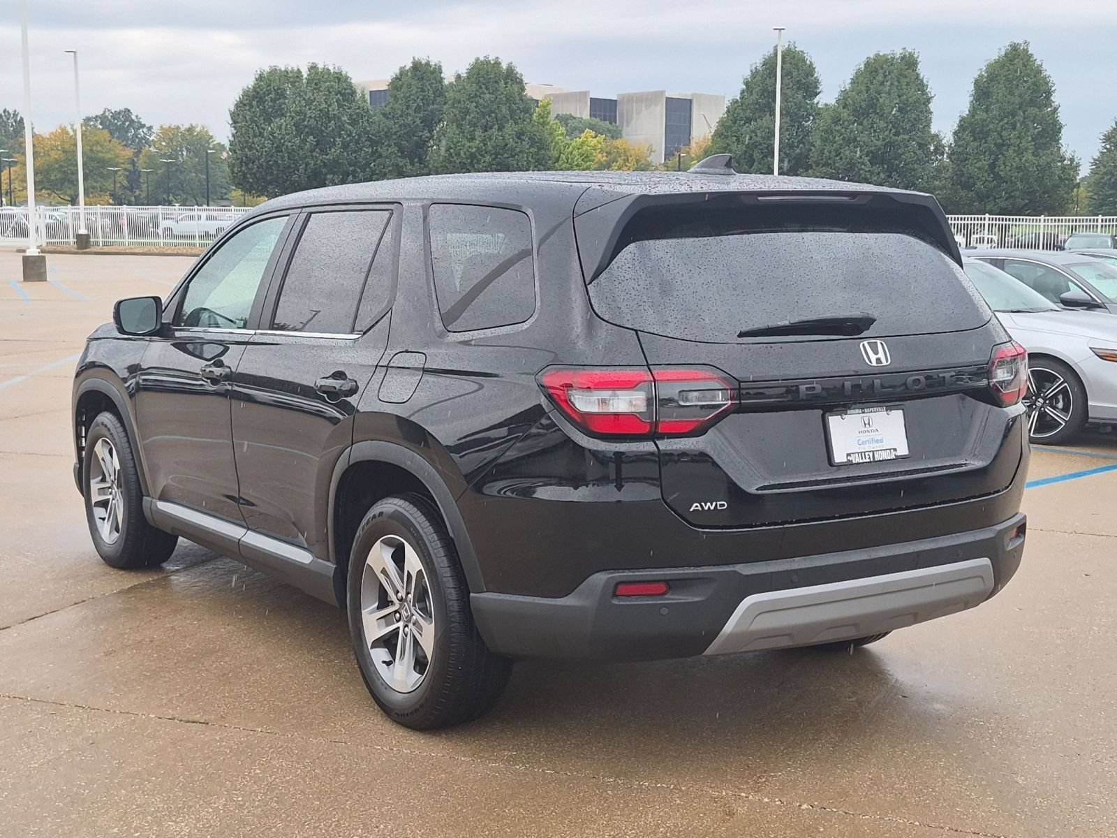 2025 Honda Pilot EX-L - Photo 8