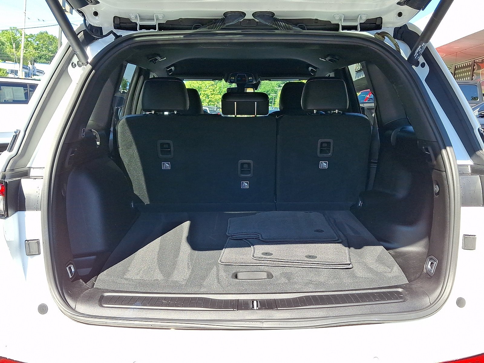 Used 2023 Bright White Clearcoat Jeep Altitude image 28