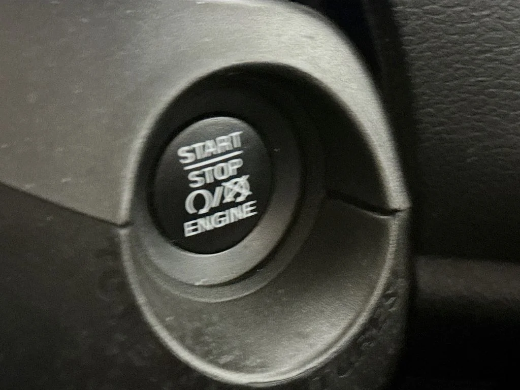 Used 2020 Gray Jeep Sport image 20