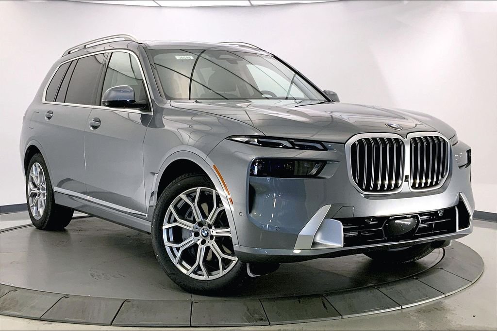 2026 BMW X7 xDrive40i's photo