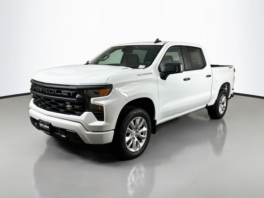 New 2026 Summit White Chevrolet Custom image 3