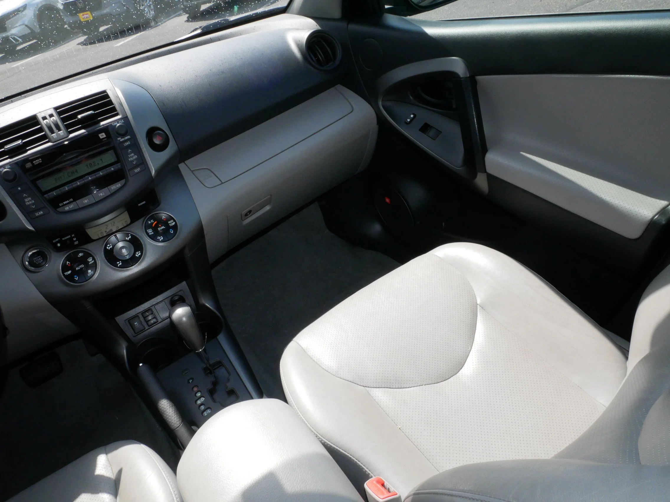 Used 2011 Black Toyota Ltd image 11