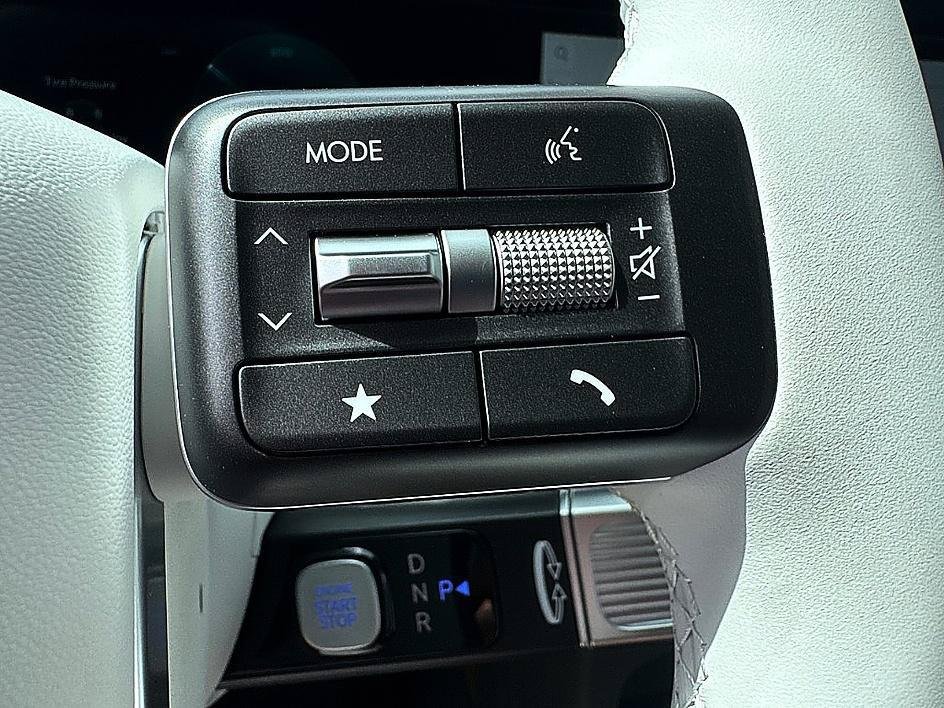 New 2026 Ecotronic Gray Pearl Hyundai SEL Premium 7P image 28