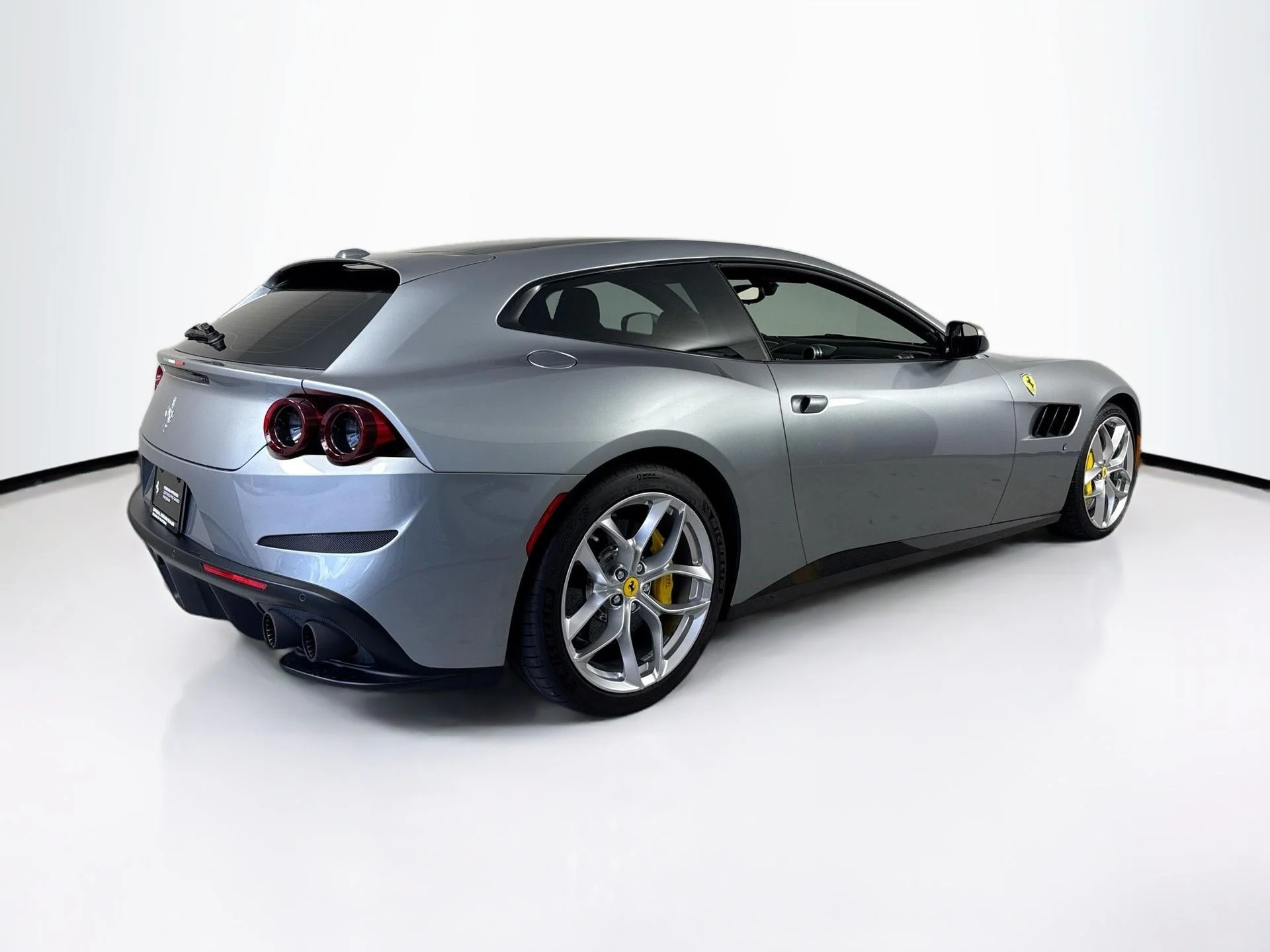 2019 Ferrari GTC4Lusso Base - Photo 7