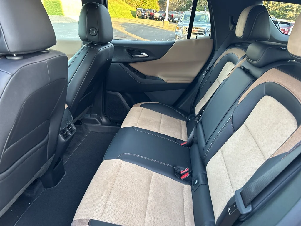 2026 Chevrolet Equinox ACTIV - Photo 23